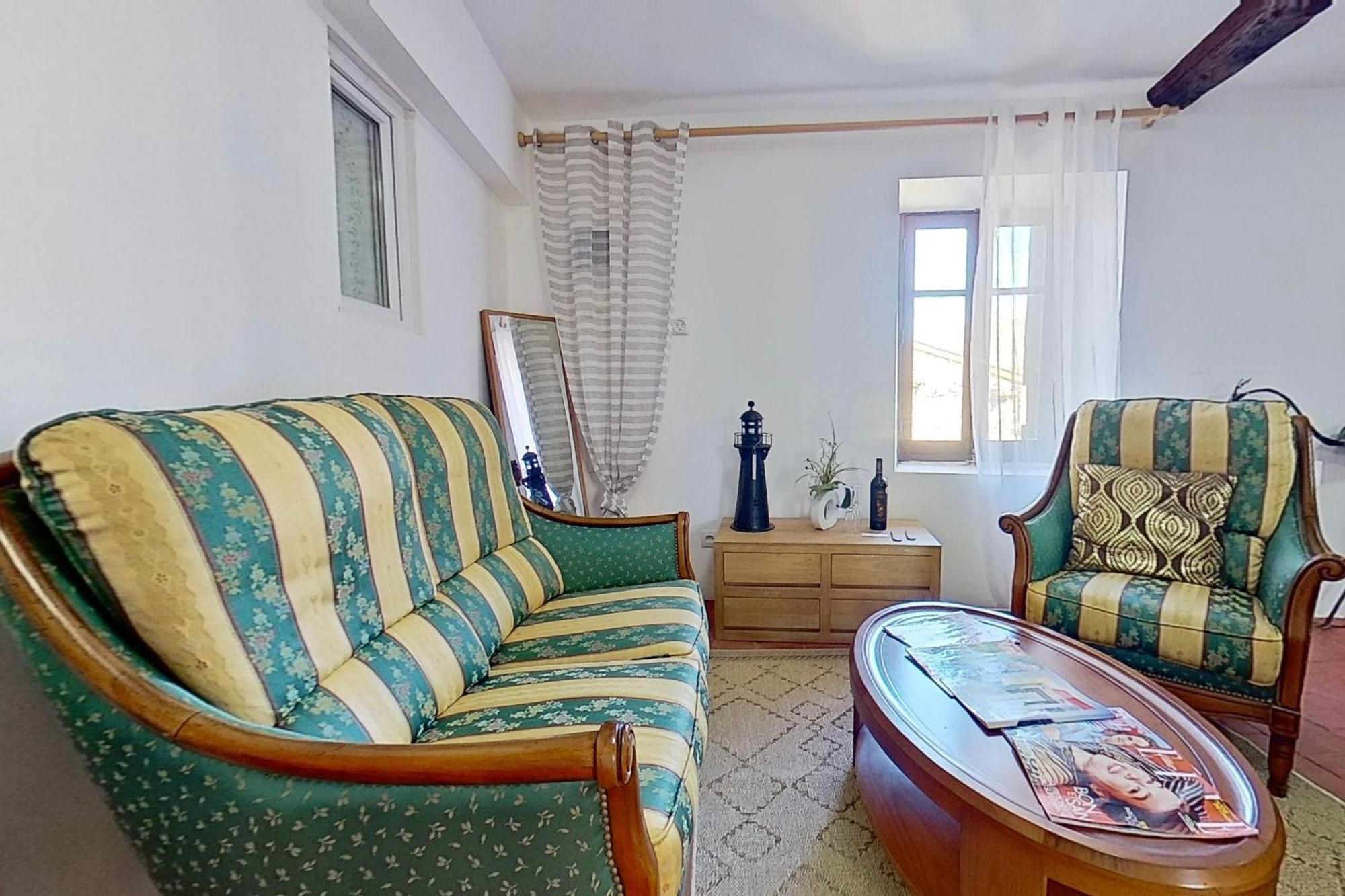 Les 2 Droles D'Oiseaux Bed & Breakfast Luc-sur-Orbieu Exterior photo