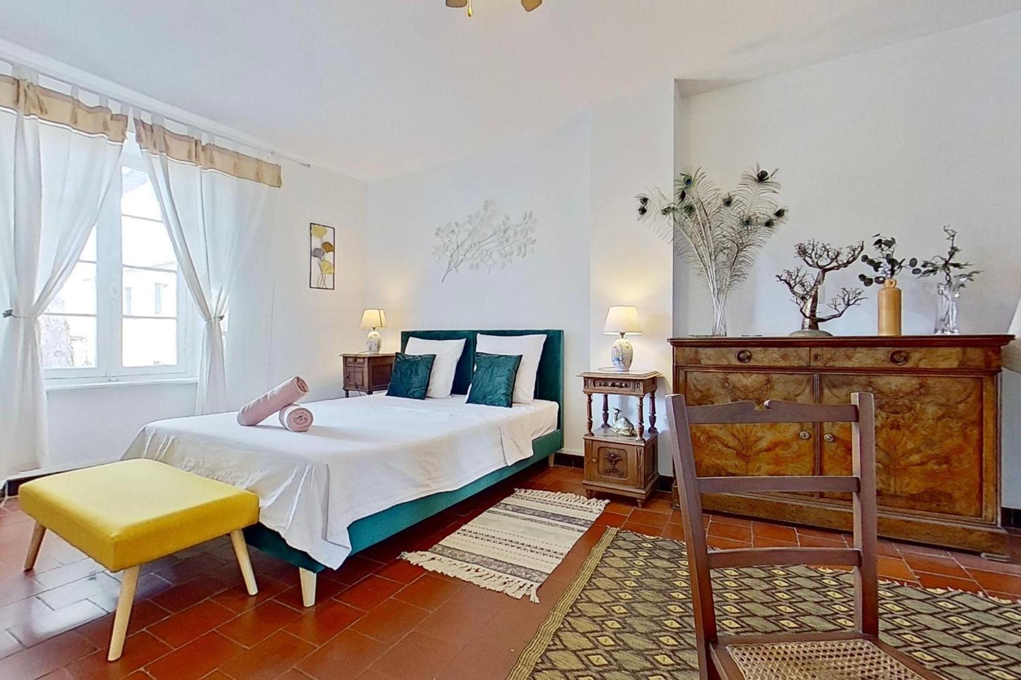 Les 2 Droles D'Oiseaux Bed & Breakfast Luc-sur-Orbieu Exterior photo