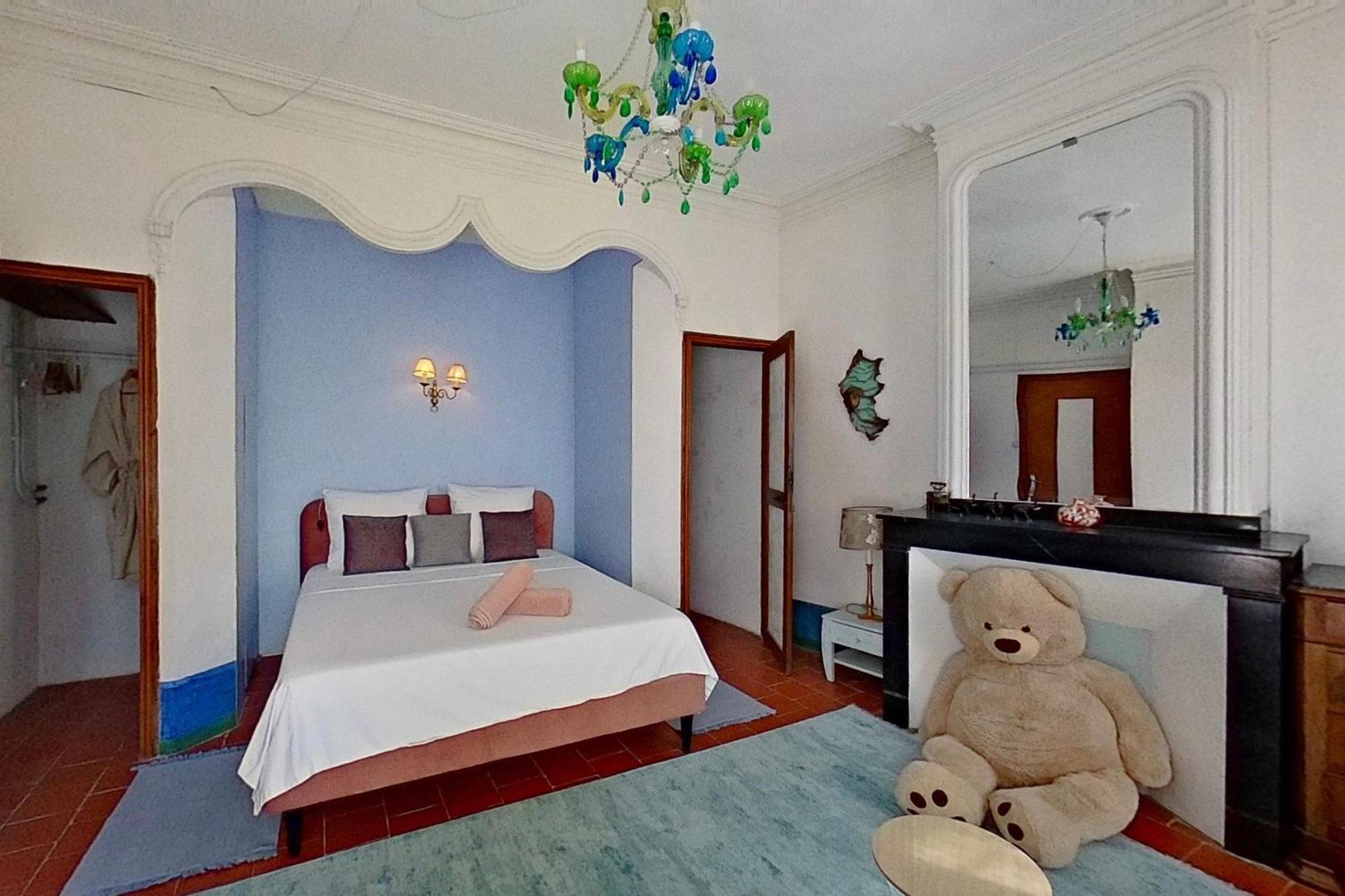 Les 2 Droles D'Oiseaux Bed & Breakfast Luc-sur-Orbieu Exterior photo