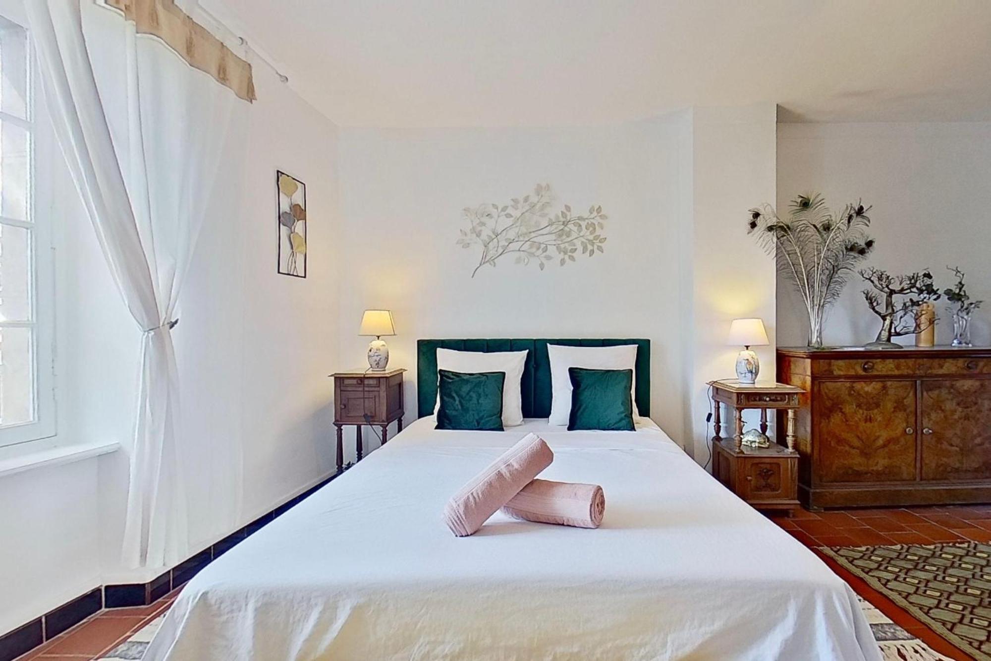Les 2 Droles D'Oiseaux Bed & Breakfast Luc-sur-Orbieu Exterior photo